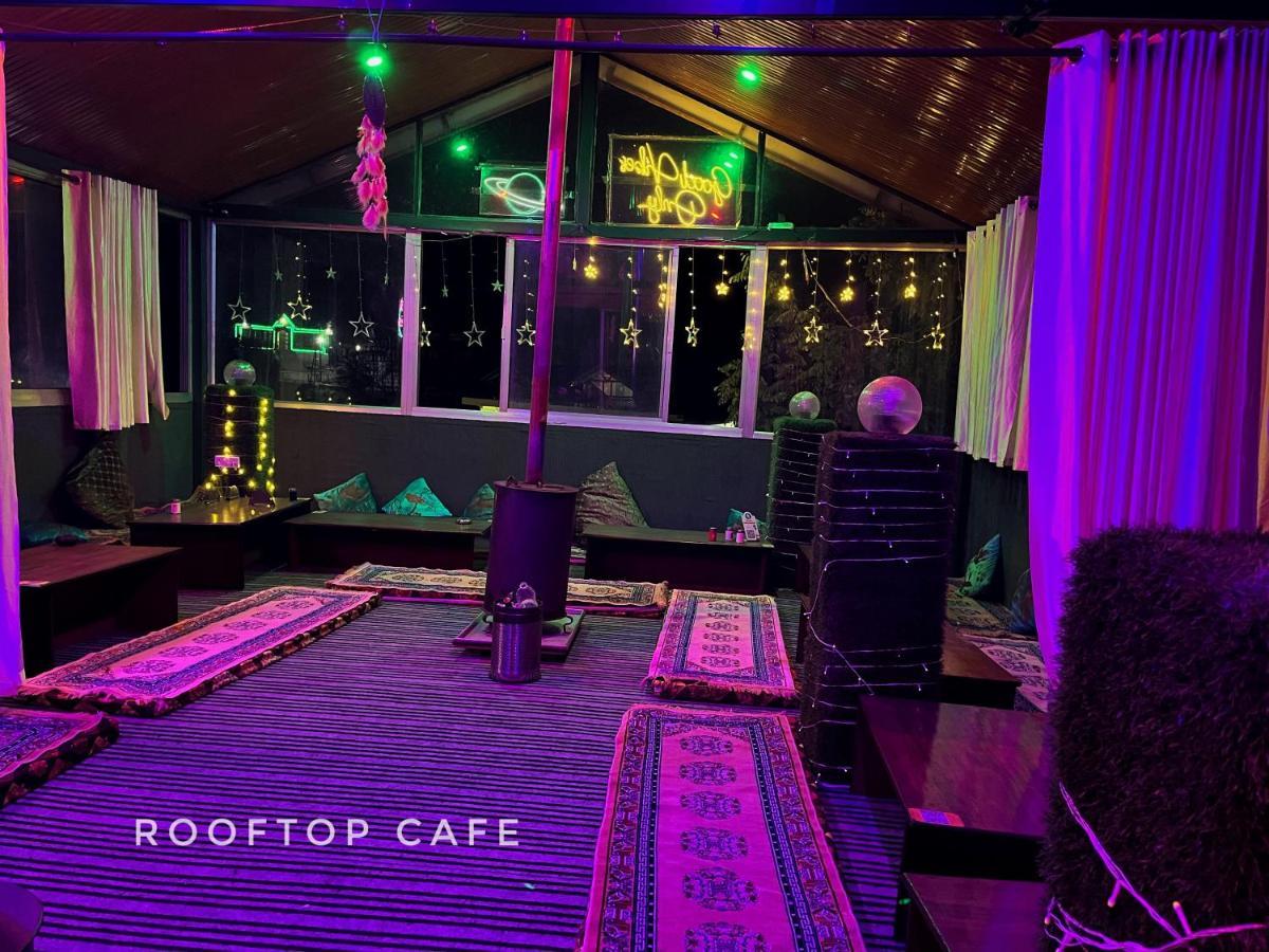 I Love Kasol Hostel&Rooftop Cafe Exterior foto